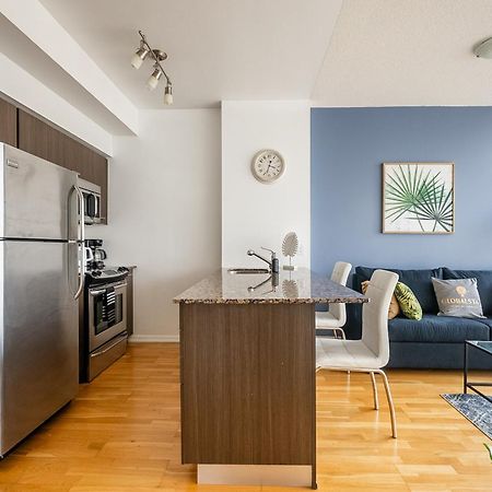 Globalstay. Burano Condos In Downtown Торонто Екстер'єр фото