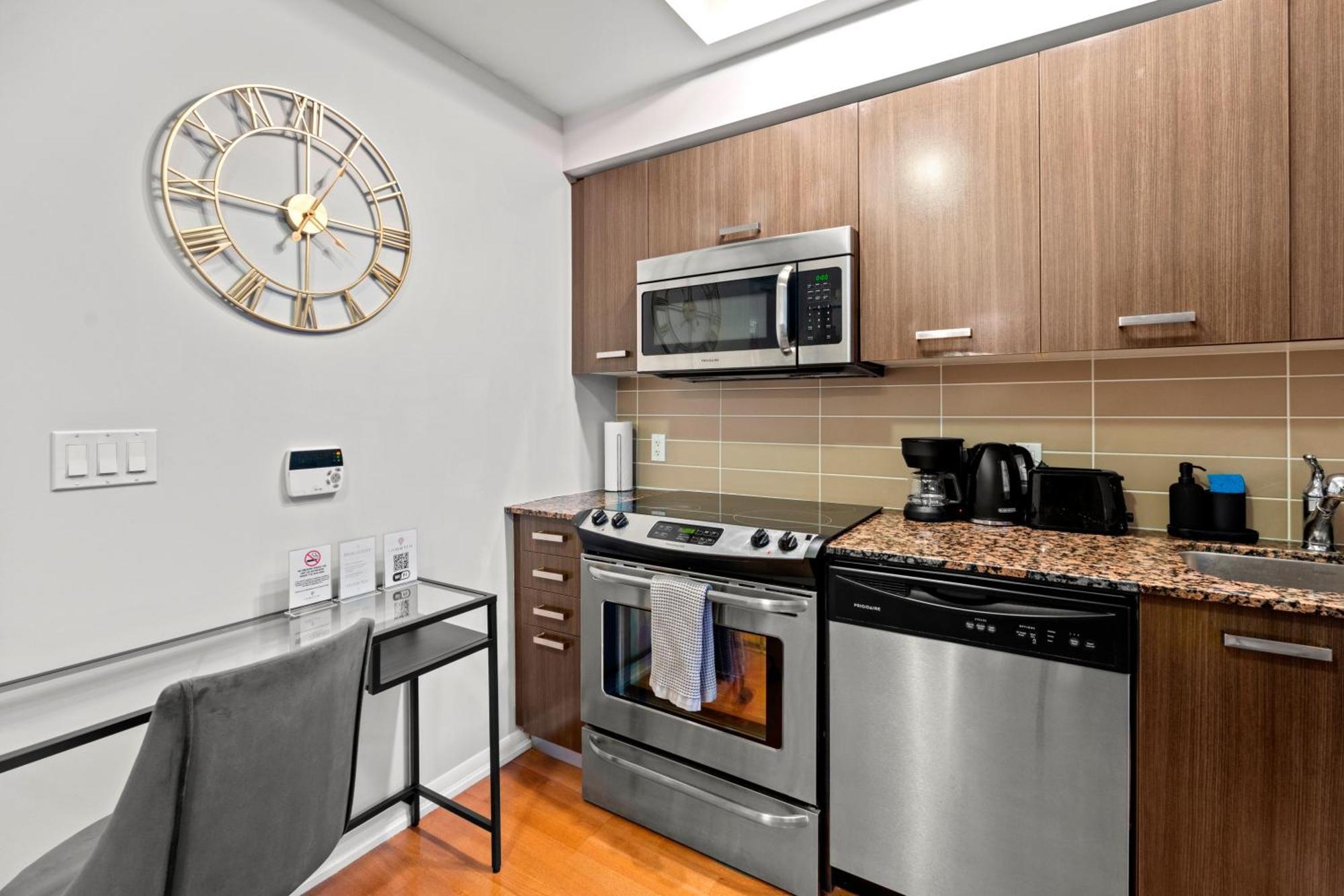 Globalstay. Burano Condos In Downtown Торонто Екстер'єр фото